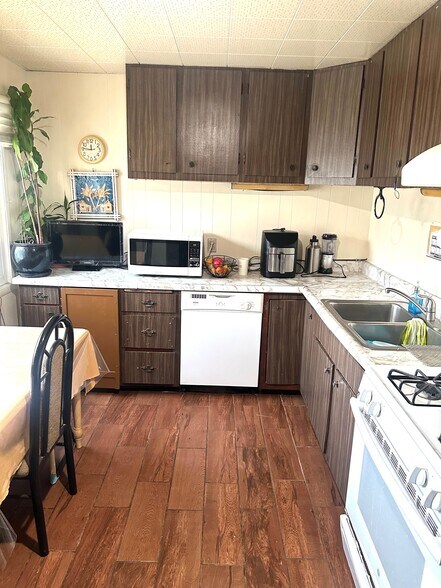 1092 Mitchell Way, El Sobrante, CA à vendre - Photo de l’immeuble – Image 3 sur 11