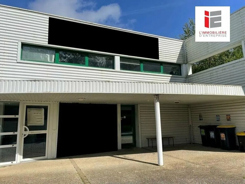 Bureau dans Lorient à louer - Photo de l’immeuble – Image 1 sur 8