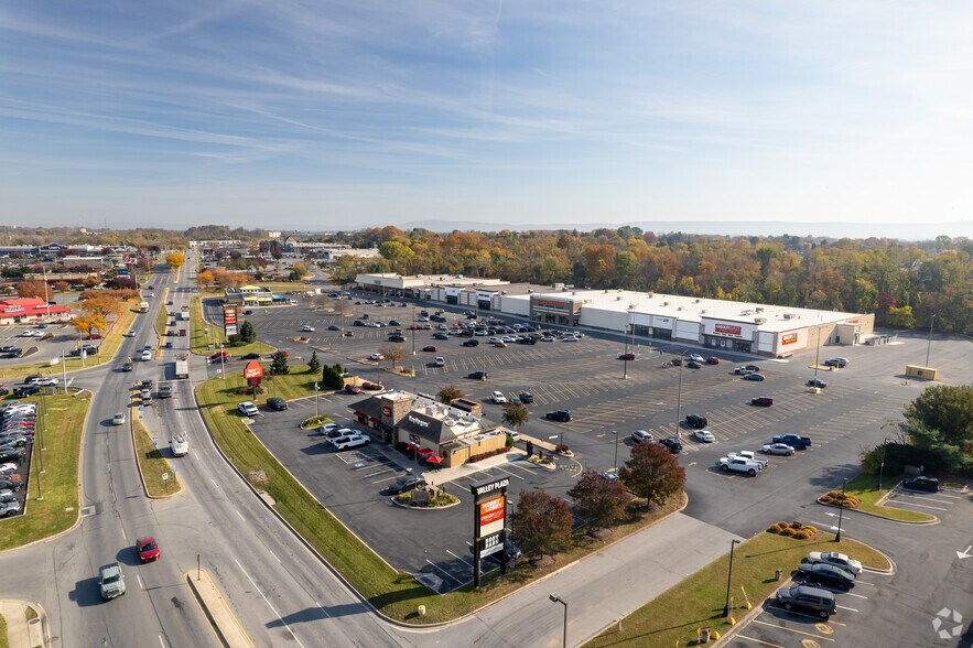 1701-1729 Massey Blvd, Hagerstown, MD à louer - Aérien – Image 3 sur 18