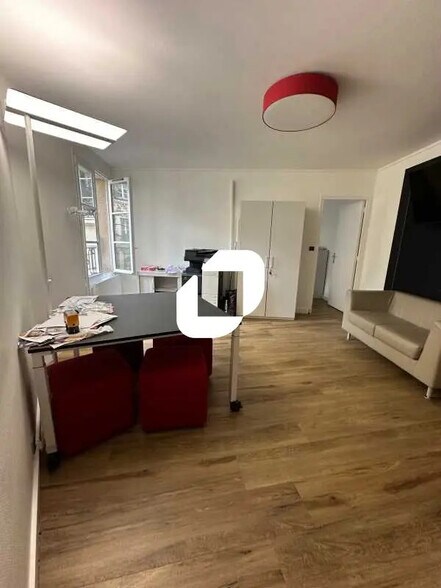 Bureau dans Saint-Germain-en-Laye à louer - Photo de l’immeuble – Image 3 sur 6