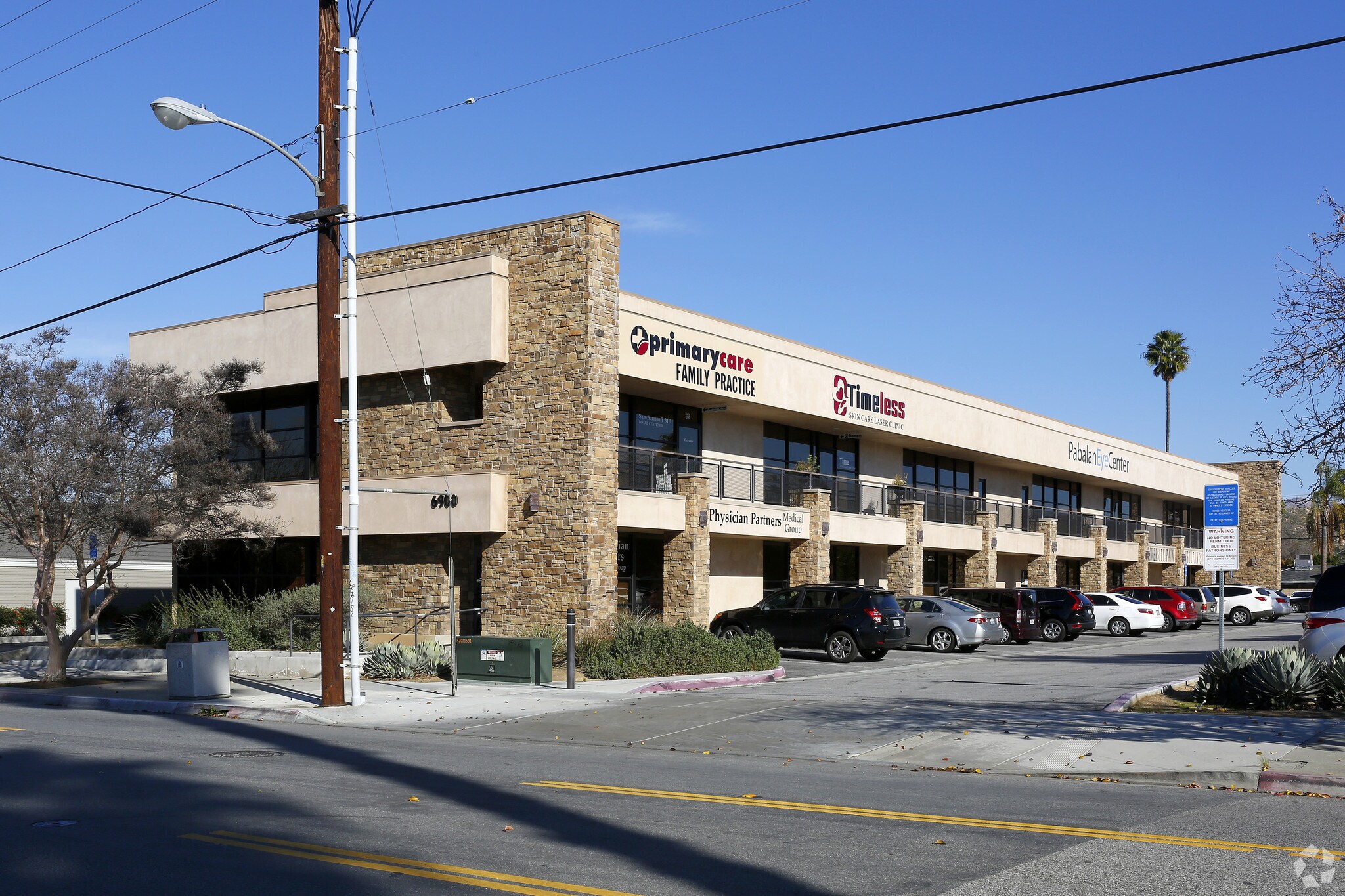 6900 Brockton Ave, Riverside, CA à louer Photo principale– Image 1 sur 6