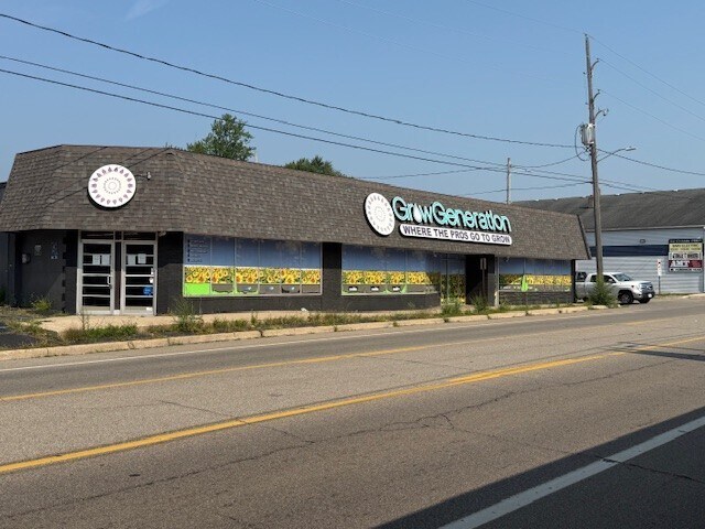 484 Main St, Battle Creek, MI à vendre - Photo de l’immeuble – Image 2 sur 16