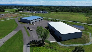 1315 Route 146, Rexford, NY à louer Photo intérieure– Image 1 sur 5