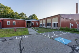 254 N State St, Concord, NH à louer Photo intérieure– Image 1 sur 28