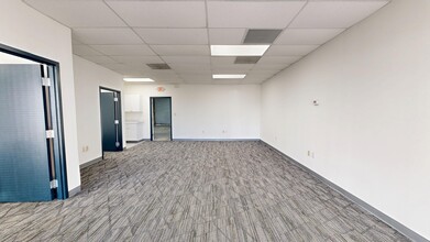 4900 Creekside Dr, Clearwater, FL à louer Numérisation 3D Matterport– Image 1 sur 11