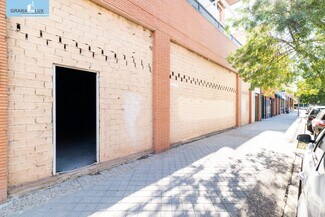 Plus de détails pour Calle Torre de las Cabezas, 12, Granada - Local commercial à vendre