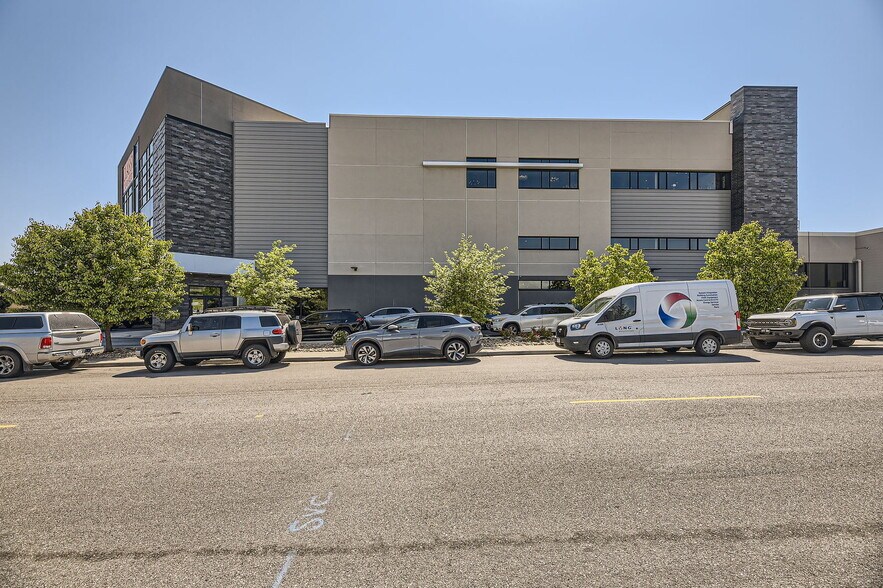 590 Quivas St, Denver, CO à louer - Photo de l’immeuble – Image 3 sur 30