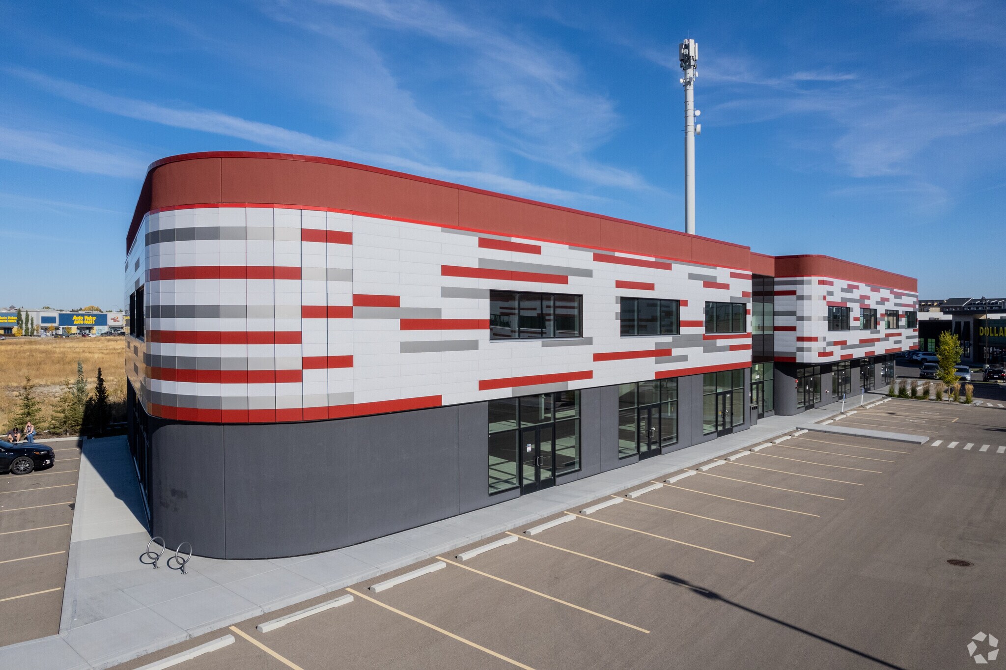28 Kingsview Rd SE, Airdrie, AB à vendre Photo principale– Image 1 sur 14