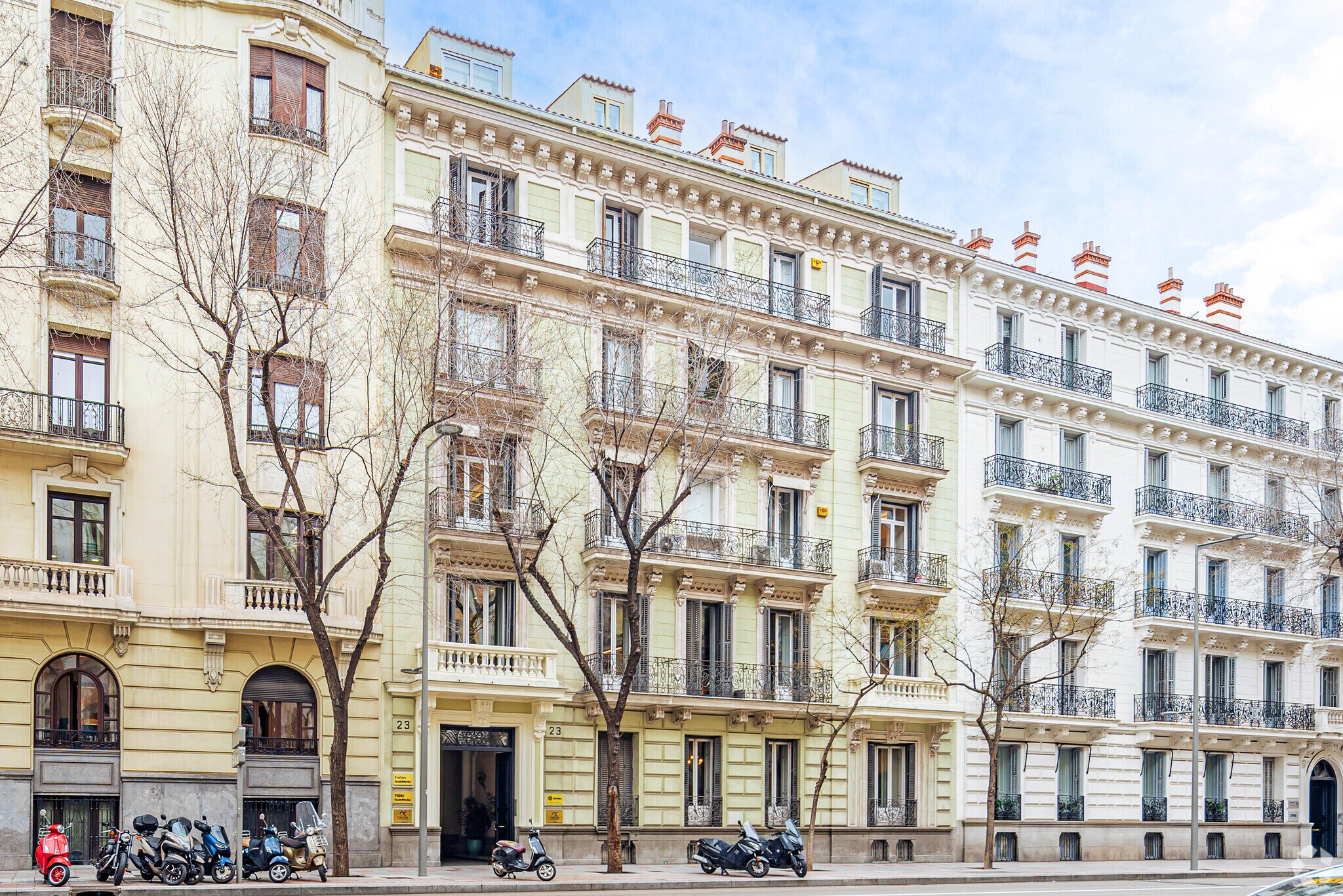 Calle de Almagro, 23, Madrid, Madrid à louer Photo de l’immeuble– Image 1 sur 2
