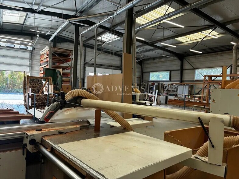 Local d'activités dans Azay-le-Rideau à vendre - Photo intérieure – Image 2 sur 12