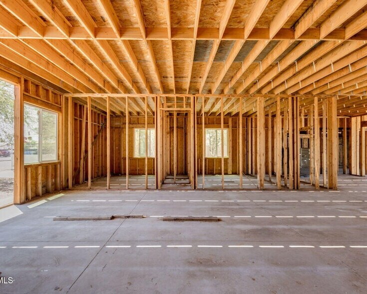 2210 W Morten Ave, Phoenix, AZ à vendre - Photo de l’immeuble – Image 3 sur 13