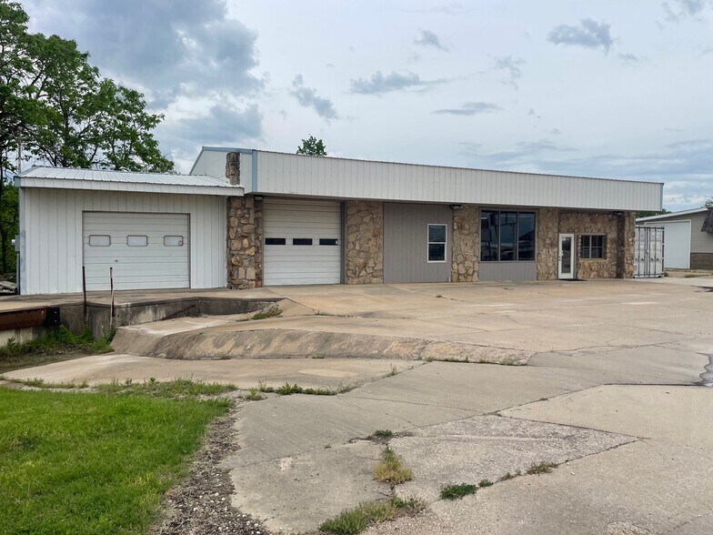 422 State Highway 42, Osage Beach, MO à louer - Photo de l’immeuble – Image 1 sur 17