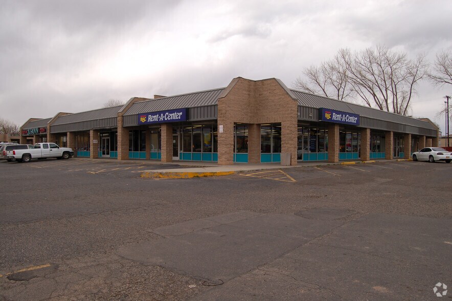 915 Farmington Ave, Farmington, NM à vendre - Photo principale – Image 1 sur 2