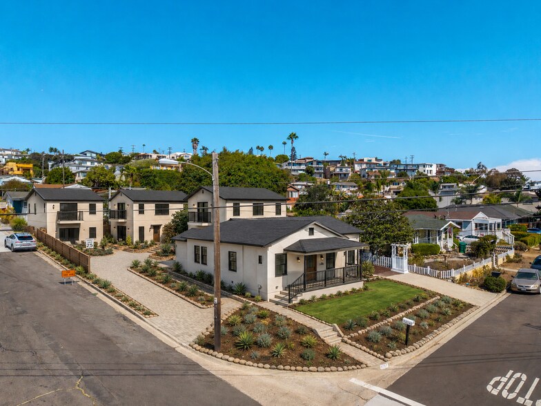 5007 Savannah St, San Diego, CA à vendre - Photo de l’immeuble – Image 2 sur 12