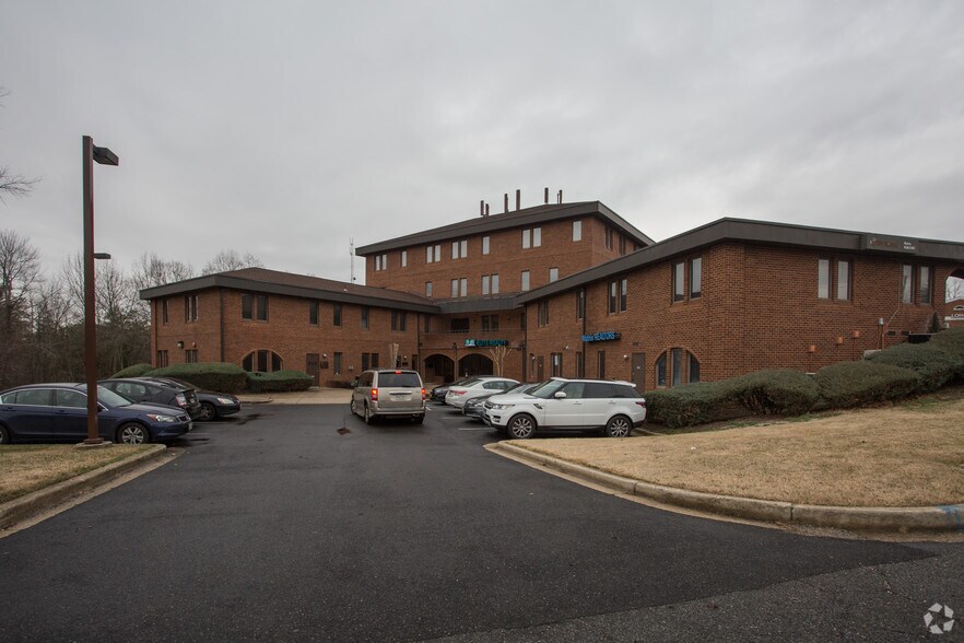 10903 Indian Head Hwy, Fort Washington, MD à vendre - Photo de l’immeuble – Image 3 sur 83