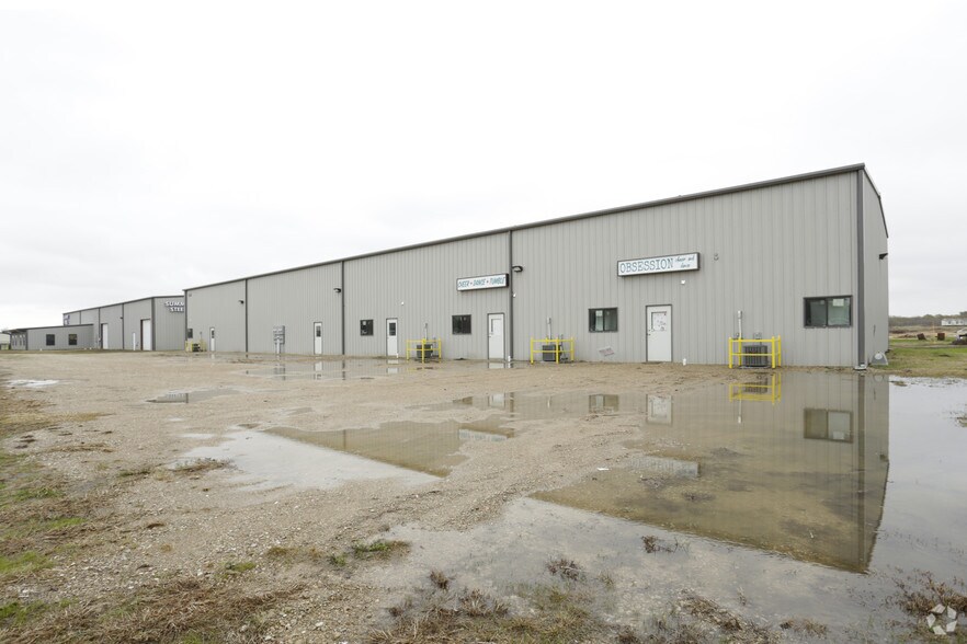 8081 E US Highway 175, Kemp, TX à vendre - Photo de l’immeuble – Image 1 sur 9