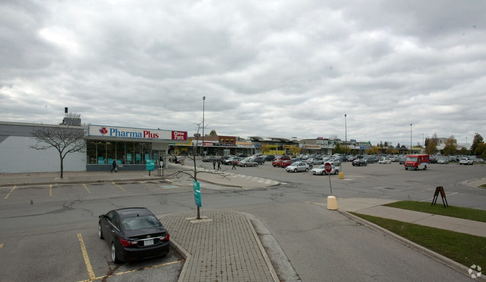 134-226 Harwood Ave S, Ajax, ON à louer - Photo principale – Image 1 sur 5