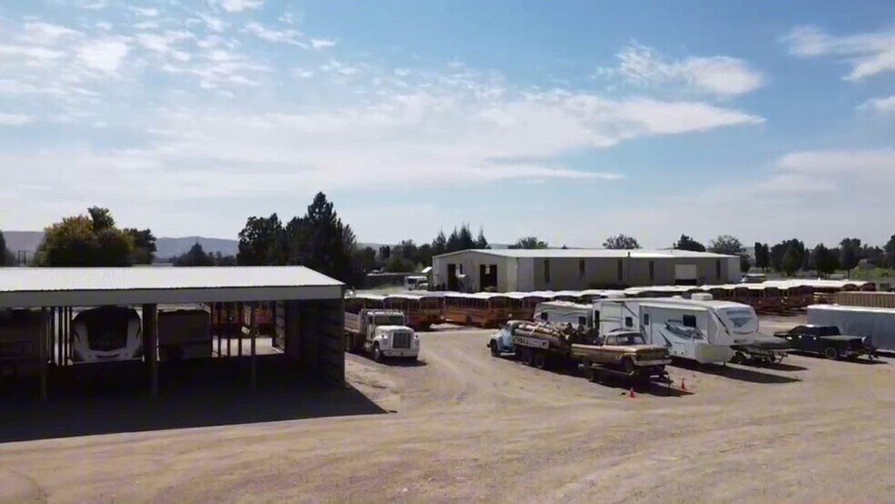 1400 N Washington Ave, Emmett, ID à vendre - Vidéo sur l’annonce professionnelle – Image 2 sur 11