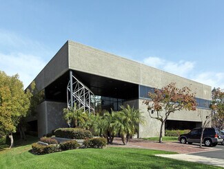 Plus de détails pour 1 Oldfield, Irvine, CA - Industriel/Logistique à louer