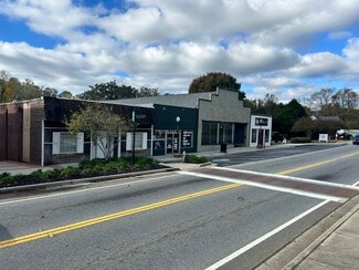 Plus de détails pour 4871 N Main St, Acworth, GA - Local commercial à louer