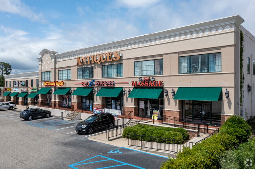 1676 Montgomery Hwy, Birmingham, AL à louer - Photo de l’immeuble – Image 3 sur 8