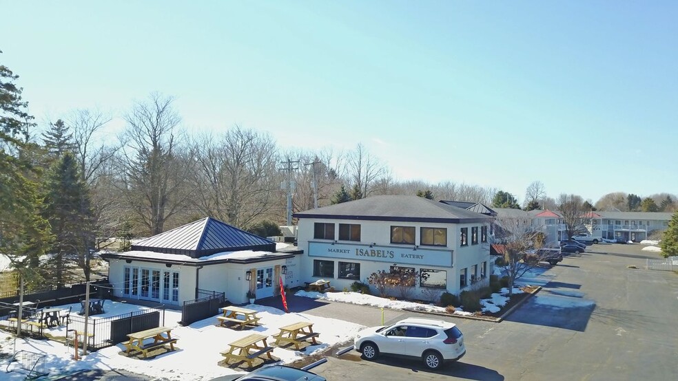310 Blue Star Memorial Hwy, Douglas, MI à vendre - Photo de l’immeuble – Image 2 sur 11