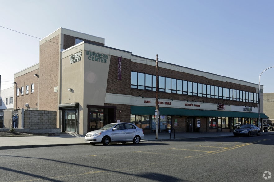200-220 W Chelten Ave, Philadelphia, PA à louer - Photo de l’immeuble – Image 2 sur 7