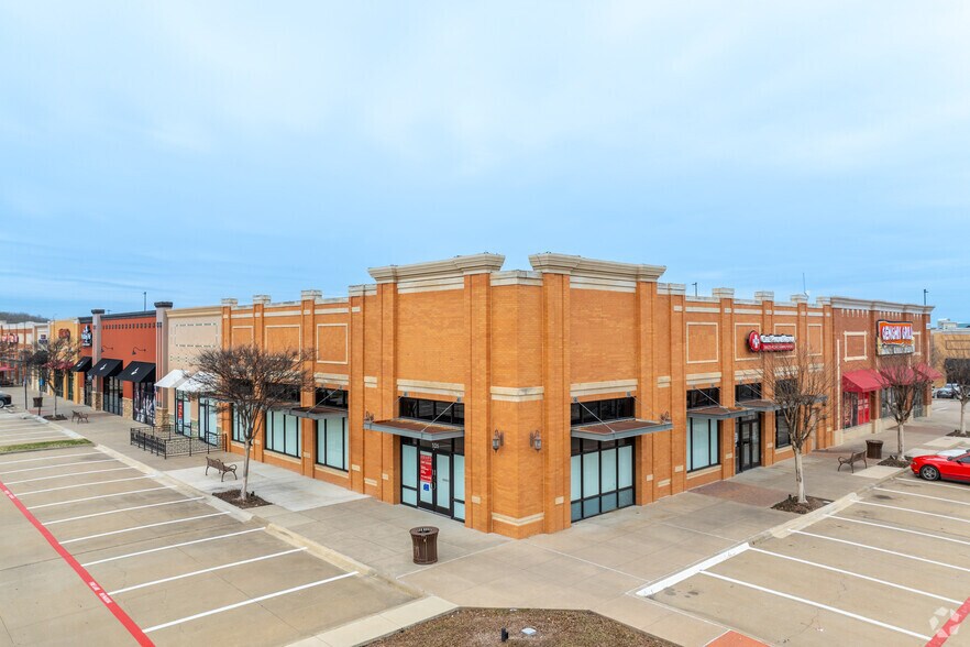 4000 Five Points Blvd, Arlington, TX à louer - Photo de l’immeuble – Image 2 sur 3