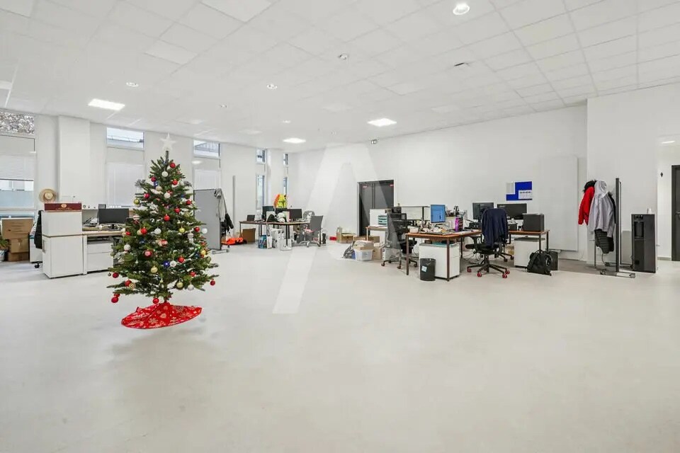 Bureau dans Rungis à louer Photo de l’immeuble– Image 1 sur 6