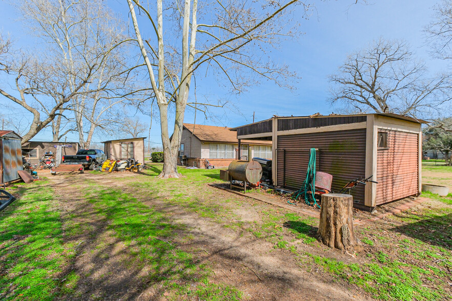 35129 FM 1093, Simonton, TX à vendre - Photo de l’immeuble – Image 2 sur 15