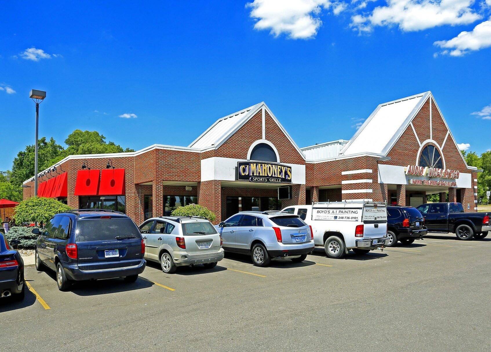 3230-3350 Rochester Rd, Rochester Hills, MI à louer Photo de l’immeuble– Image 1 sur 7
