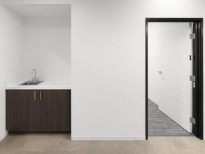 1 Technology Dr, Irvine, CA à louer Photo intérieure– Image 2 sur 9