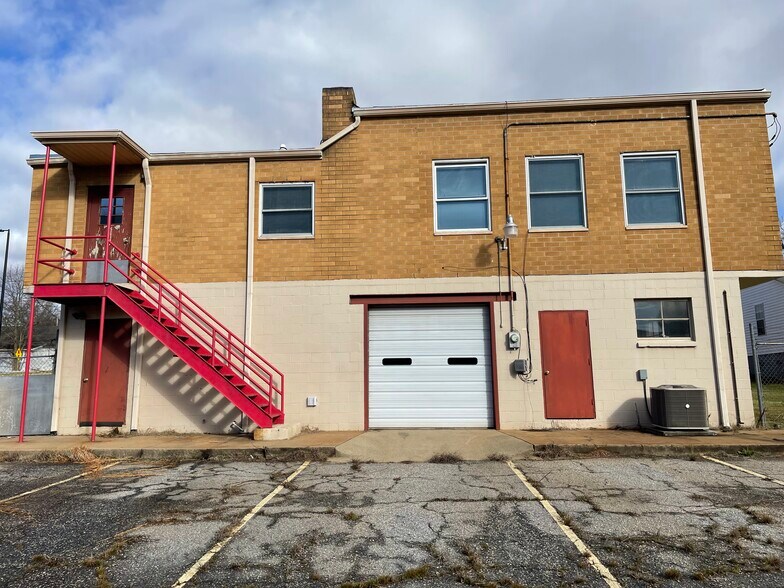 86 Allen St, Greenville, SC à louer - Photo de l’immeuble – Image 3 sur 9