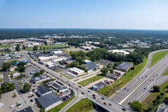 2266 Pawtucket Ave, East Providence, RI - VUE AÉRIENNE vue de carte - Image1