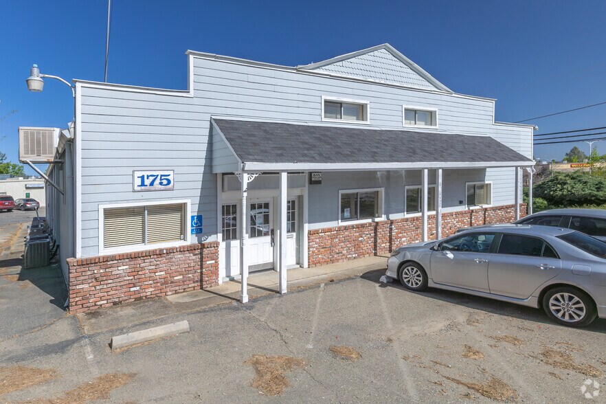 175 Placerville Dr, Placerville, CA à vendre - Photo de l’immeuble – Image 1 sur 19