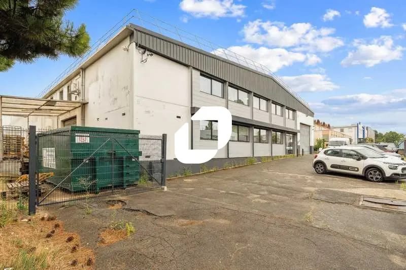 Bureau dans Morangis à louer - Photo de l’immeuble – Image 2 sur 16