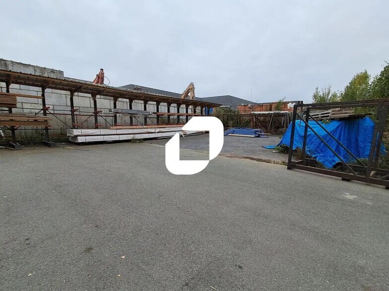 151 Rue Des Famards, Fretin à louer - Photo de l’immeuble – Image 2 sur 9