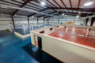 Plus de détails pour 2202 Lone Oak Rd, Houston, TX - Local commercial à louer