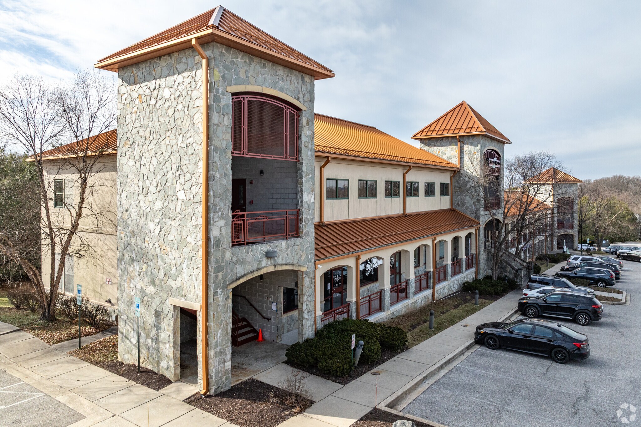 8001 Hillsborough Rd, Ellicott City, MD à louer Photo principale– Image 1 sur 5