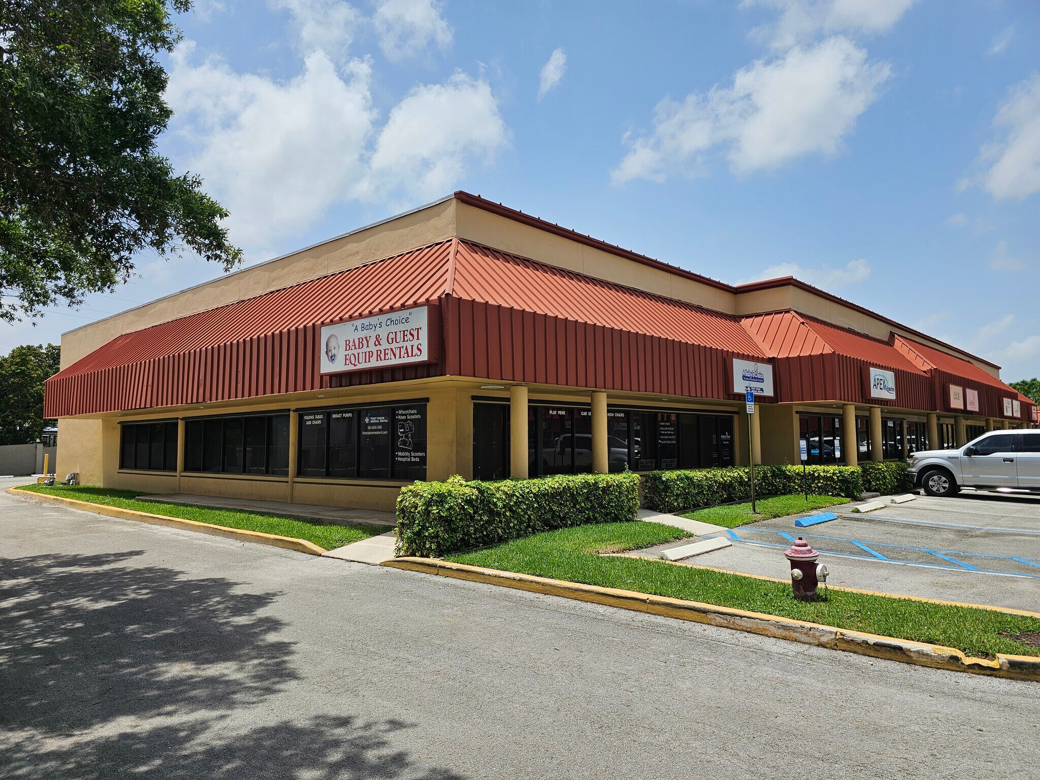 4152-4230 Blue Heron Blvd W, Riviera Beach, FL à vendre Photo de l’immeuble– Image 1 sur 11