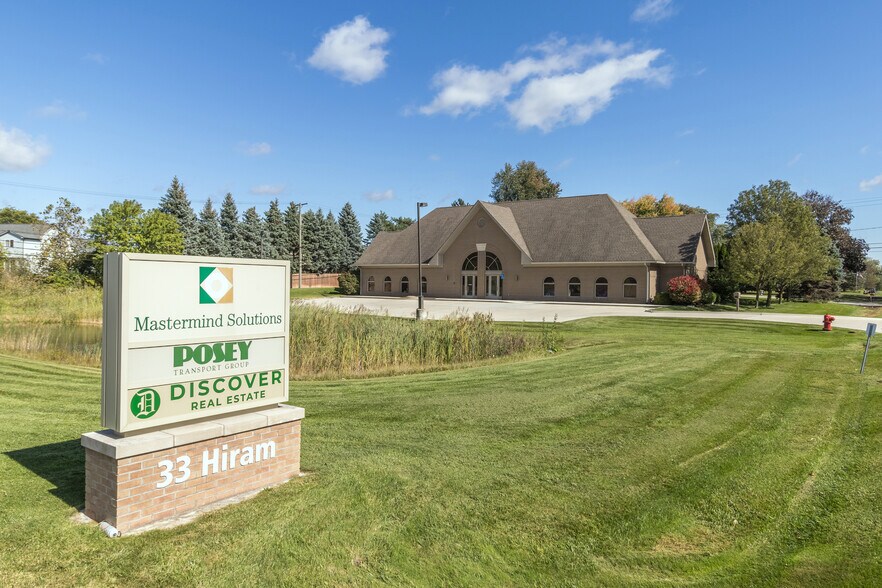 33 Hiram St, Lake Orion, MI à vendre - Photo de l’immeuble – Image 2 sur 33