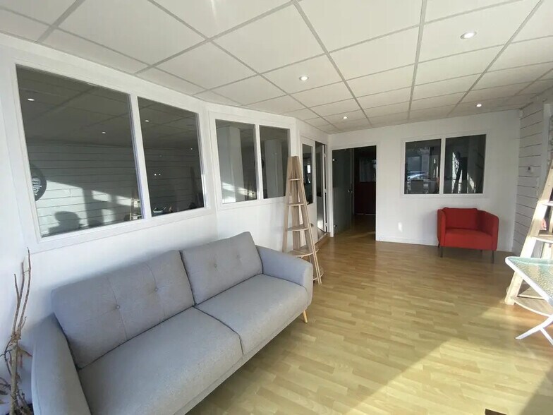 Bureau dans Rezé à louer - Photo de l’immeuble – Image 2 sur 5