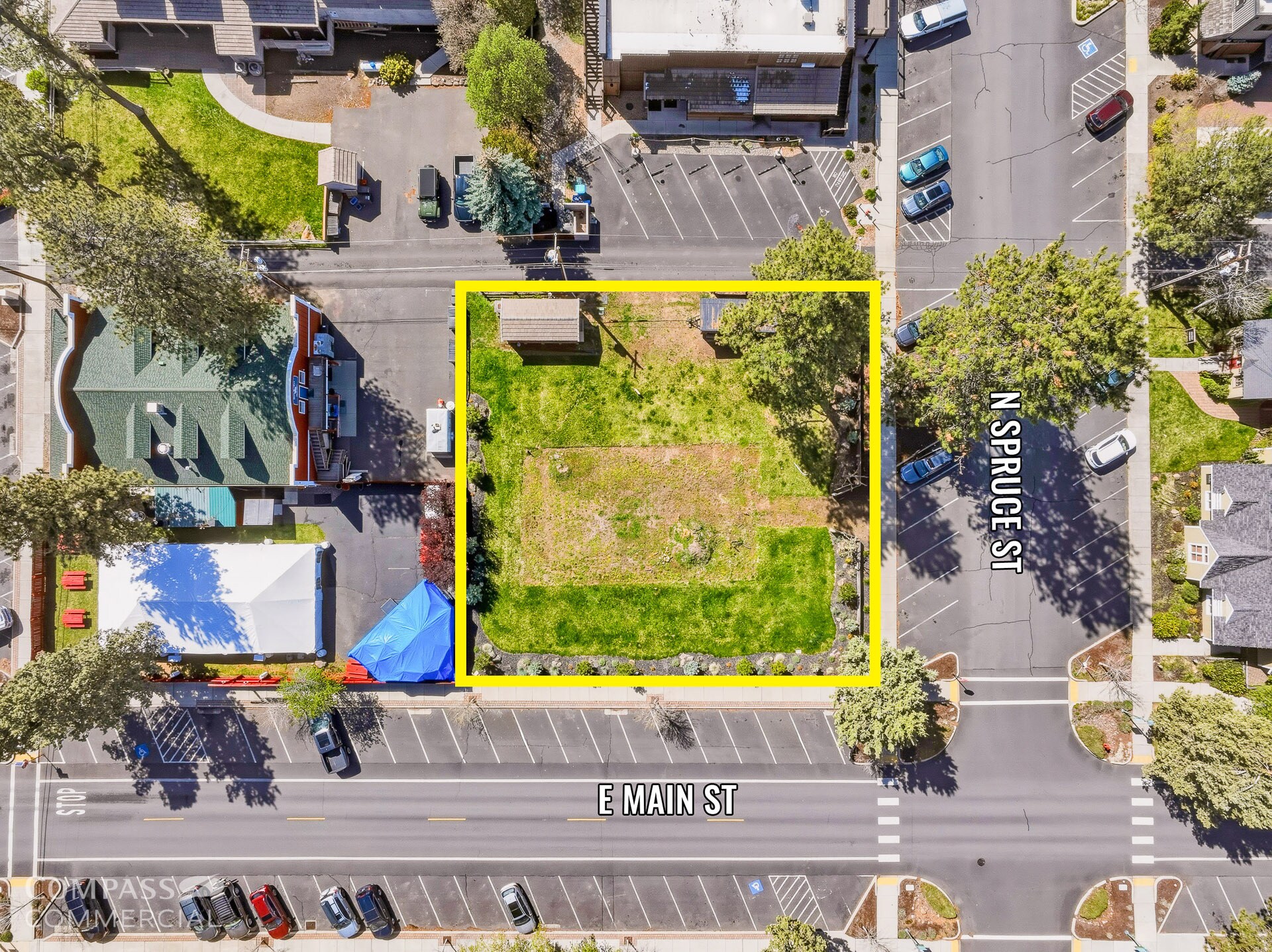 301 E Main Ave, Sisters, OR à vendre Aérien– Image 1 sur 15