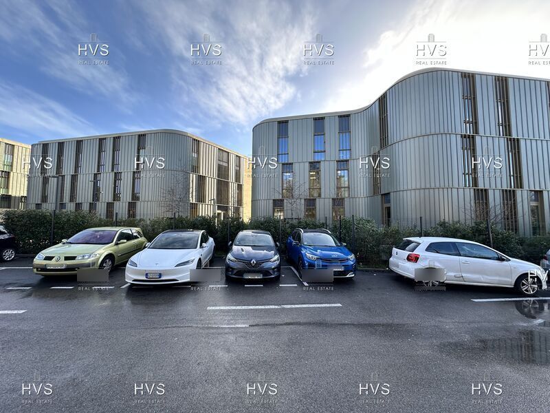 851 Avenue Jean Dalmas, Aix-en-Provence à louer Photo de l’immeuble– Image 1 sur 13