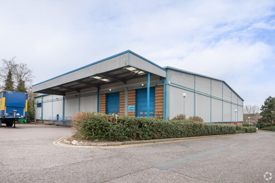 2200 Kettering Pky, Kettering à louer - Photo de l’immeuble – Image 2 sur 2