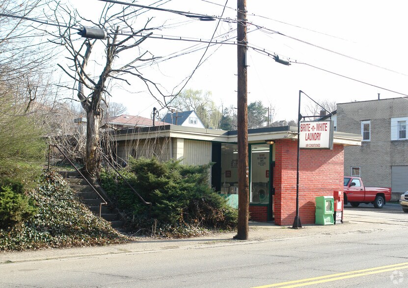 335 Pittsburgh St, Springdale, PA à vendre - Photo de l’immeuble – Image 2 sur 2