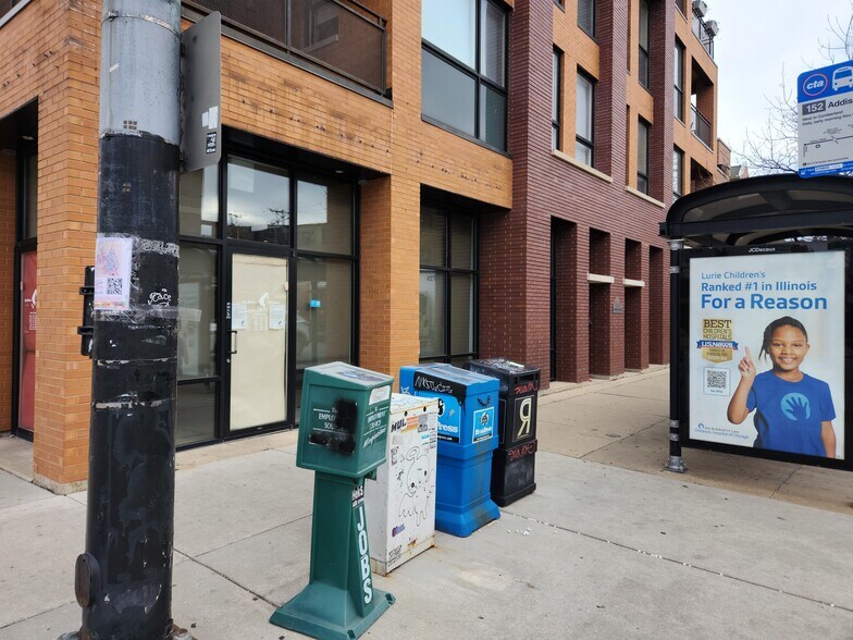3601 N Southport Ave, Chicago, IL à louer - Photo de l’immeuble – Image 3 sur 7