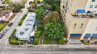 975 SW 37th Ave, Miami, FL à vendre Photo principale– Image 1 sur 16