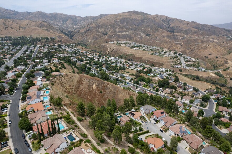 11959 Dunnicliffe ct, Porter Ranch, CA à vendre - Photo principale – Image 1 sur 14