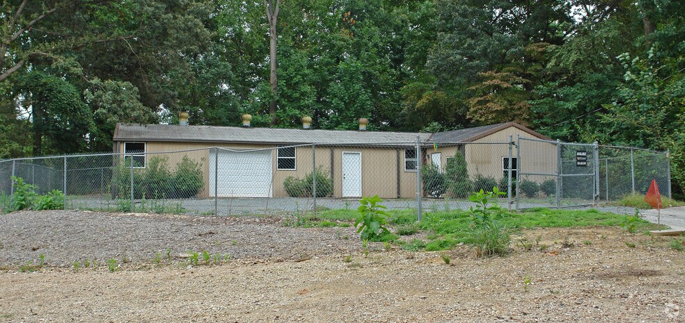 4038 Hartley St, Charlotte, NC à louer - Photo de l’immeuble – Image 2 sur 9